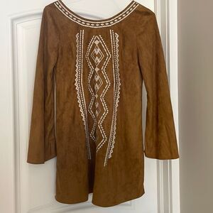 GIRL OBSESSED INDIAN INSPIRED SUEDE FEEL AND LOOK WASHABLE DRESS.   NEW …